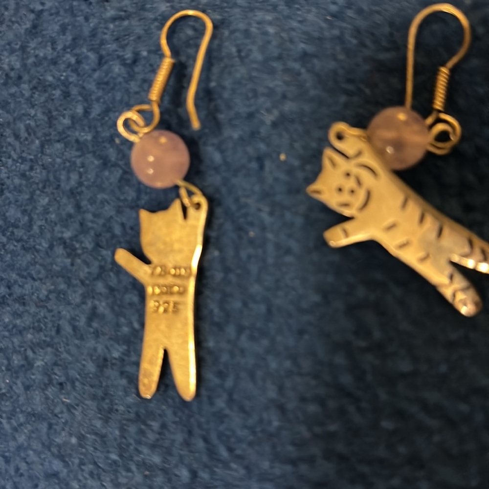 Cat Silver Earrings 🐈⬛ - Picture 4 of 4